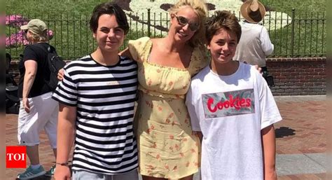 james jayden|All you need to know about Britney Spears youngest son, Jayden。